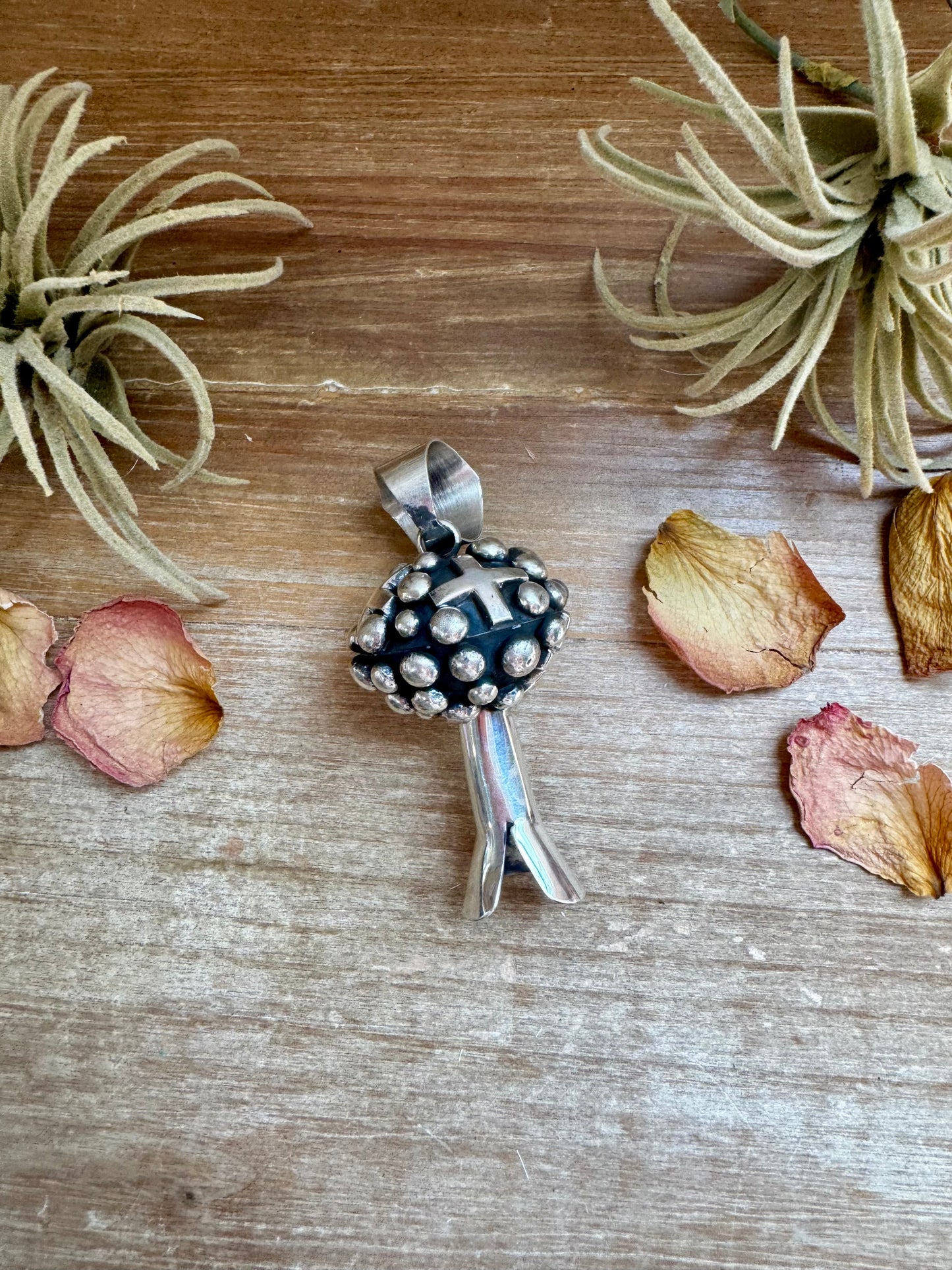 Giant Blossom Pendant – Sterling Silver – Native Made